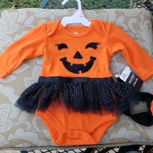 Halloween pumpkin 0-3 months romper